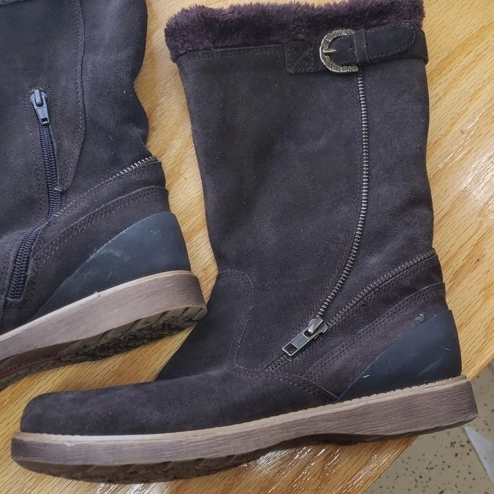 BARETRAPS Lantana women's size 7M brown suede zip boots